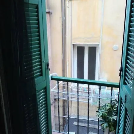 Nel Pieno Centro Di 아파트 산레모